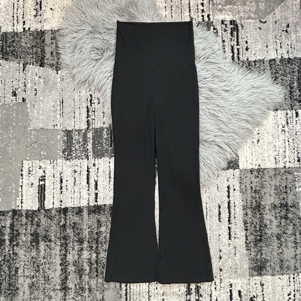 Ashley Nicole Maternity Flare Bottom Black Leggings Size Small